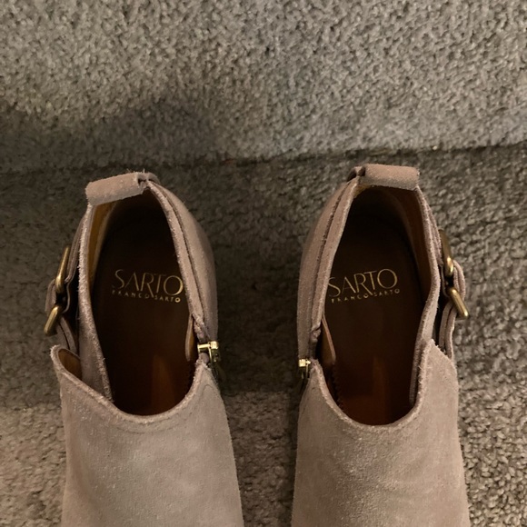NWOB FRANCO SARTO  Suede Booties - Picture 9 of 12